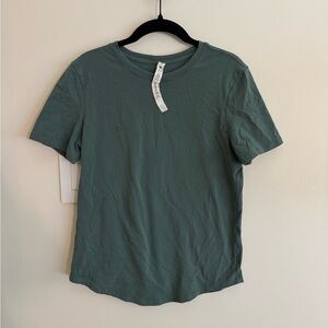 Lululemon shirt